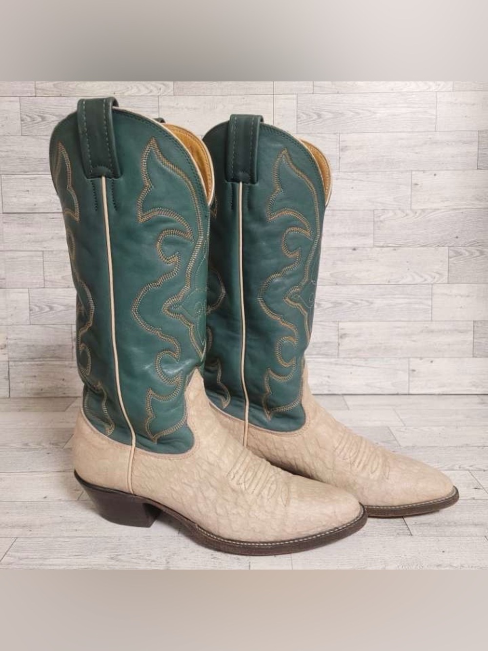 Vintage Nocona Exotic Cape Buffalo Tan Green Leather Cowboy Boots Women’s 6 B